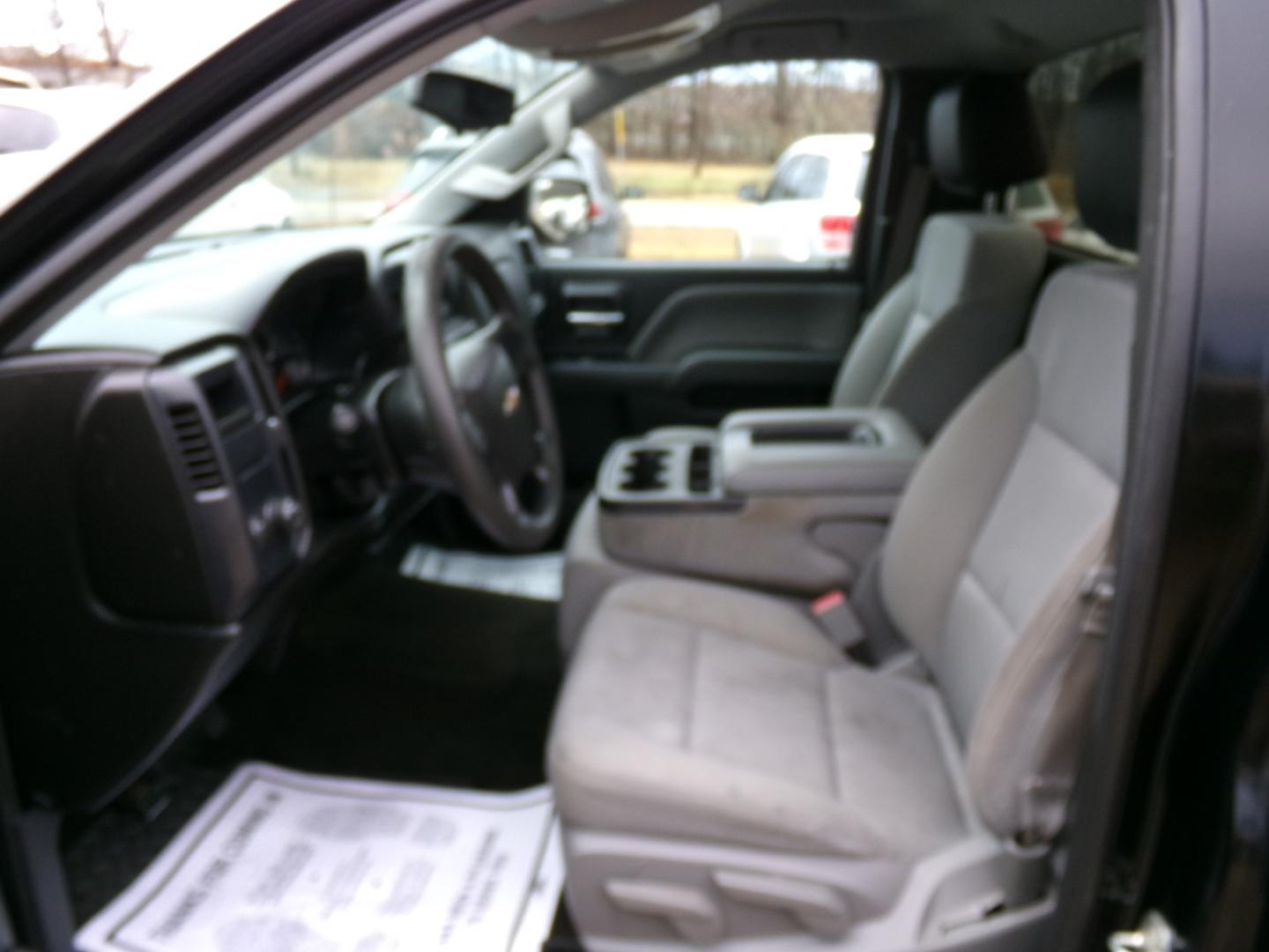 2014 Black /Gray Chevrolet Silverado 1500 Work Truck 1WT Regular Cab 2WD (1GCNCPEH9EZ) with an 4.3L V6 OHV 12V engine, 6-Speed Automatic transmission, located at 401 First NE, Bearden, AR, 71720, (870) 687-3414, 33.726528, -92.611519 - Photo#6